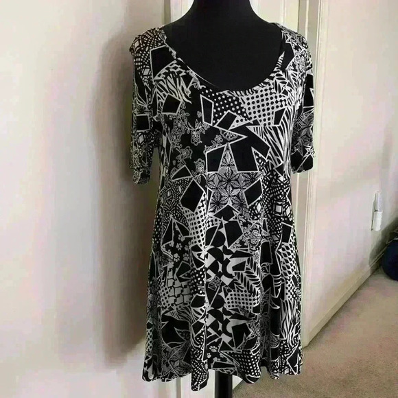 LuLa Roe Top/Tunic - Picture 1 of 3